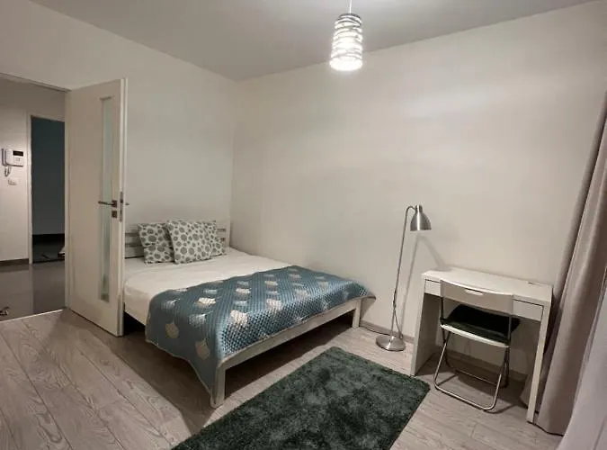 Free Parking In Garage Karolina Plazza, New Cosy With Need Apartament *