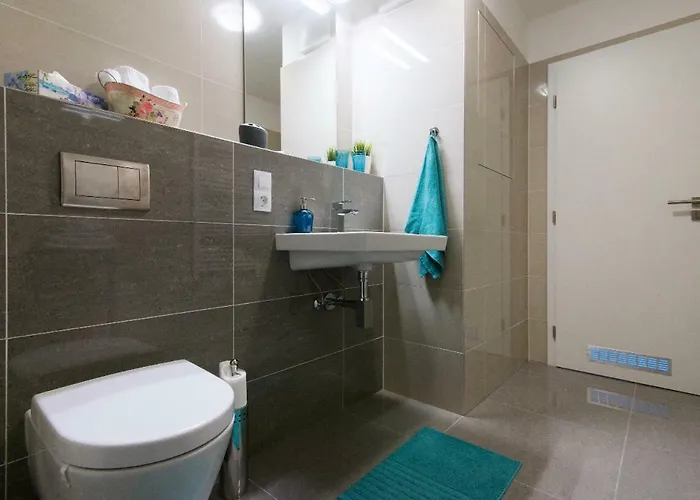 Free Parking In Garage Karolina Plazza, New Cosy With Need Apartament Praga